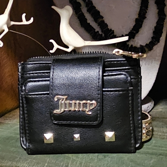 Juicy Couture Wallet - Picture 1 of 8